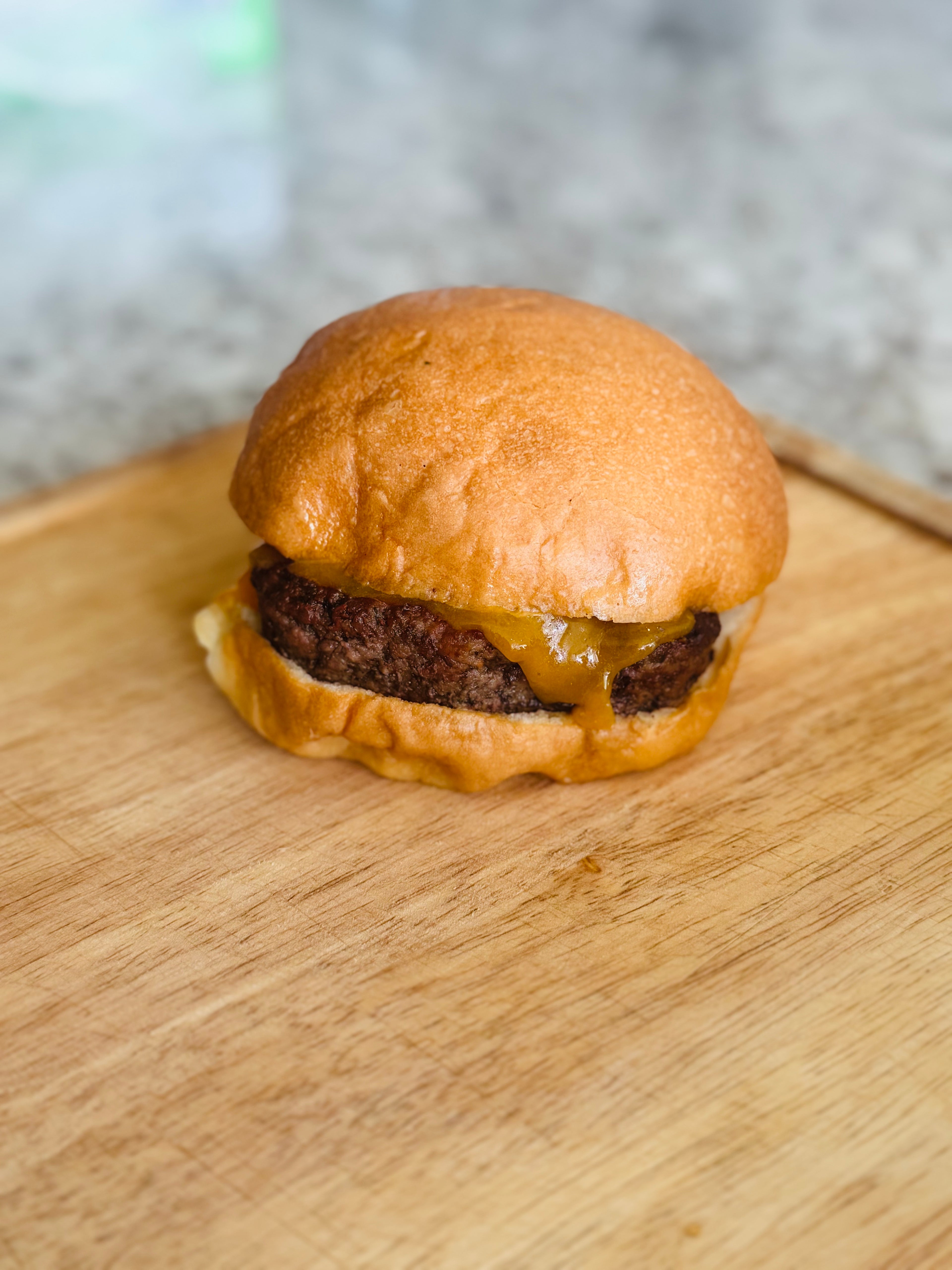 Gunpowder Cheeseburger - The Lunch Shift